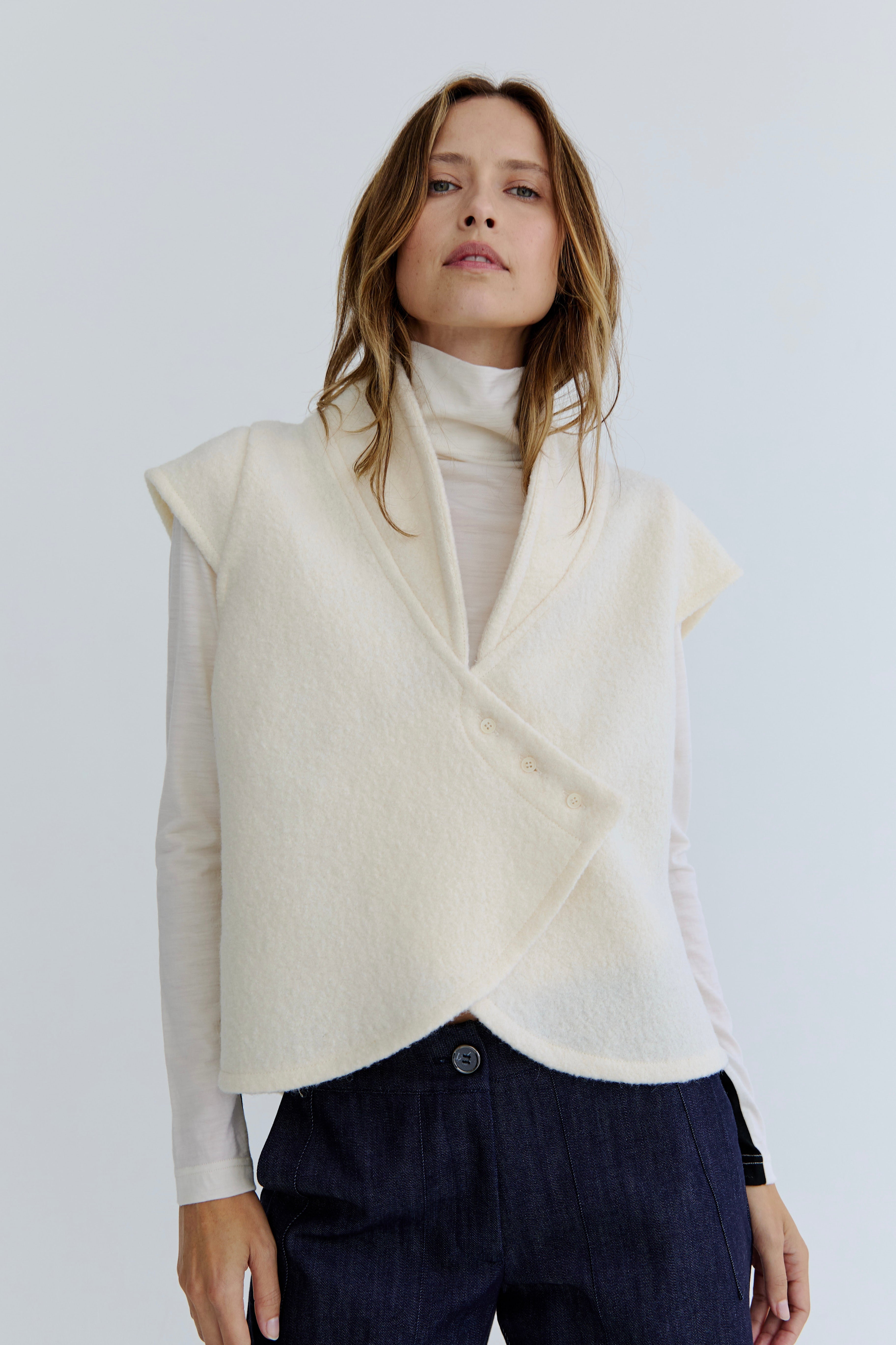 Francis Vest - Vanilla