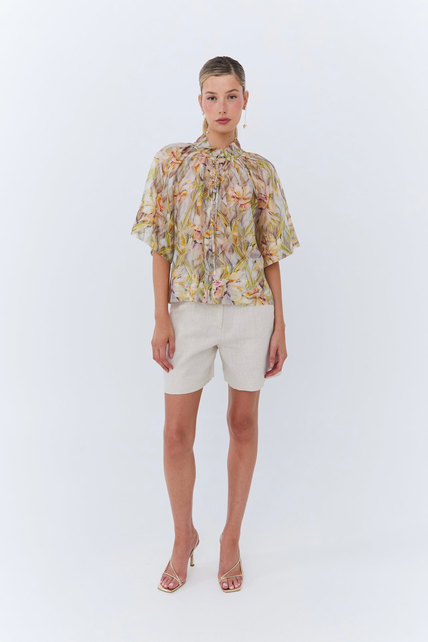 Madelaine Short - Oat Linen